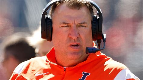 Bret Bielema Uses Amusing Analogy To Describe Illinois Defense's Hunger