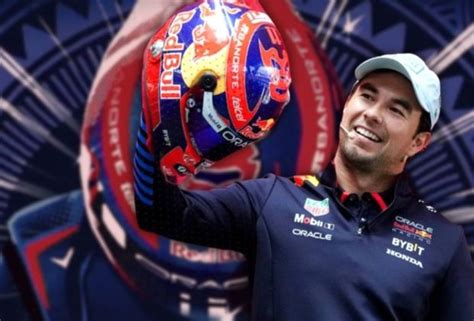 Checo Pérez Casco de la lucha libre para el GP de México