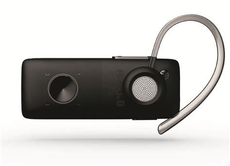 Xbox 360 Media Remote and Bluetooth Wireless Headset Announced - SlashGear