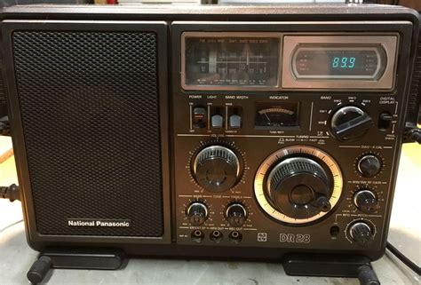 National Panasonic Portable Radio Amfmsw Model Rf 2800b Dr 28