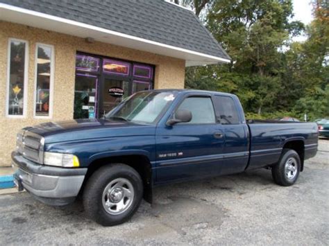 Sell Used 2000 Dodge Ram 1500 Laramie Extended Cab Pickup 4 Door 52l Only 47513 Miles In