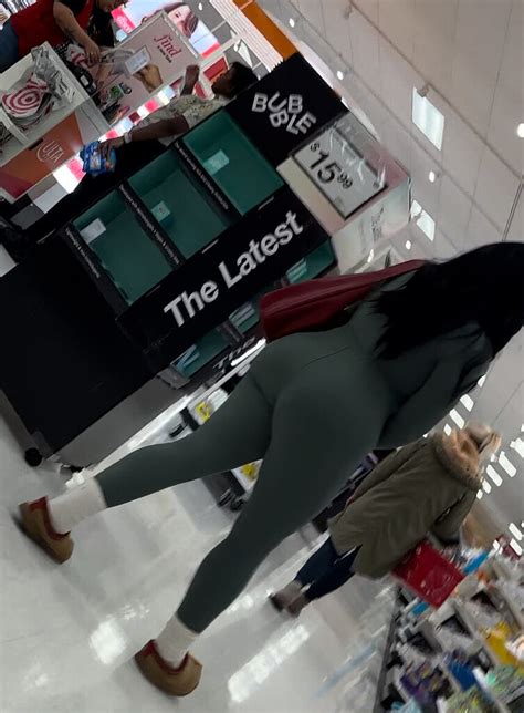 Latina Green Bodysuit Almost Caught Spandex Leggings Yoga Pants Forum