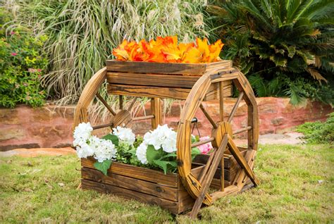 3 Tier Wagon Wheel Planter Leigh Country