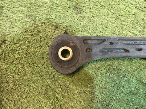 Подушка мкпп верхняя SUBARU LEGACY BG5