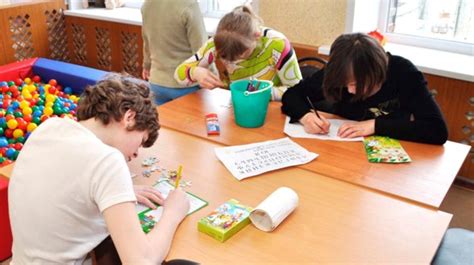 Руководство Бутурлиновского дома-интерната для умственно отсталых детей ...