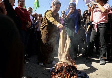 “jin Jiyan Azadi” Mujer Vida Libertad La Genealogía De Un Eslogan