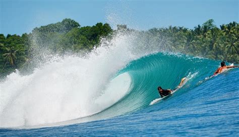 Kepulauan Mentawai Wisata Serba Ada Di Sumatera Barat