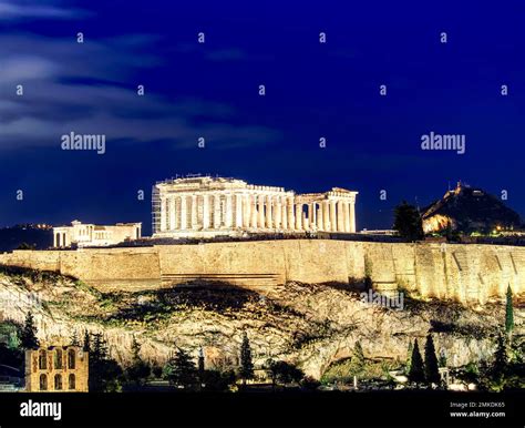 Night view Parthenon Acropolis, Athens, Greece Stock Photo - Alamy