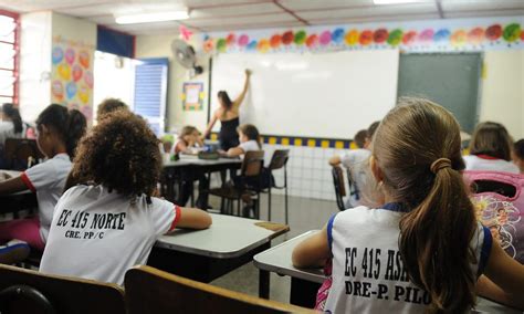 Matrículas para rede pública de ensino são adiadas para o dia 27