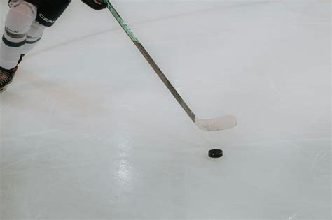 Hockey Puck Photos, Download The BEST Free Hockey Puck Stock Photos ...