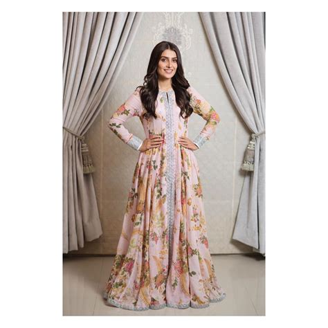 Best Dresses Of Ayeza Khan Reviewit Pk