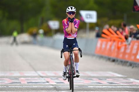 Setmana Valenciana Niamh Fisher Black Wins Hilly Stage Cyclingnews