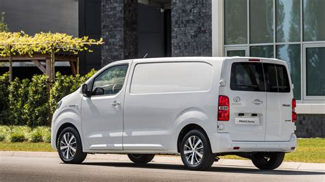 Elektrisk Varebil Med Lang Rekkevidde