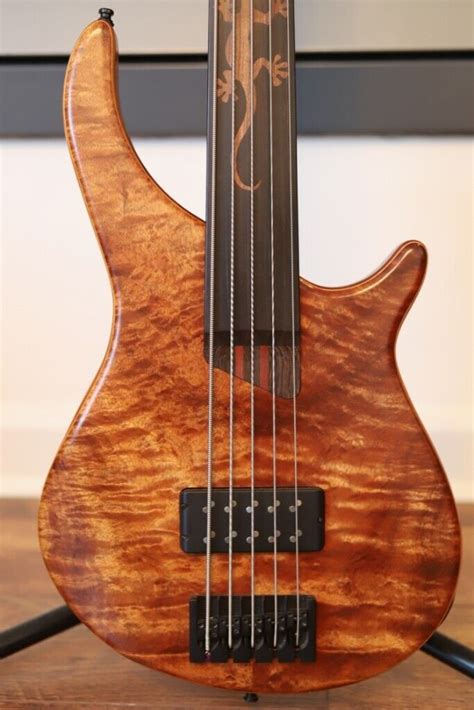 Warmoth Gecko 5 String Fretless Bass - Figured Koa/mahogany | in Blackley, Manchester | Gumtree