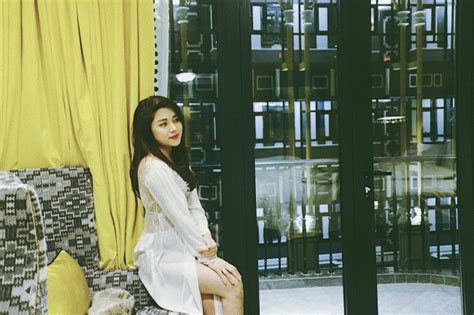 N Mc Th Thao Ng I Khoe V Ng M T K Di N Bikini L N S Ng