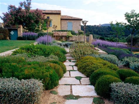 Mediterraner Garten Beispiele F R Blumen Und Pflanzen