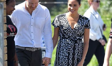 Meghan Markle News Prince Harry Is Still ‘besotted With Wife As He