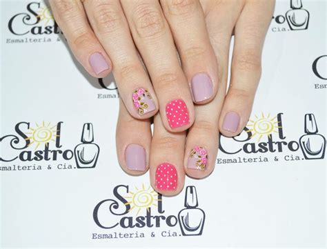 Nude Lindos Flores Belas Nails It Cast Beauty