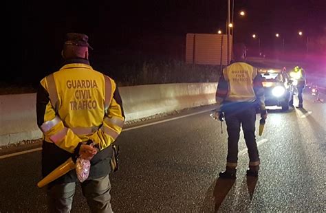 Detenida una mujer por conducir ebria y en dirección contraria por la