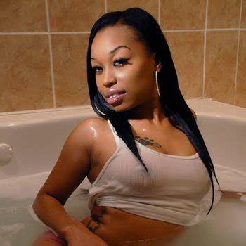 Shaina Rae Babe Page Watch This Centerfold On FreeOnes