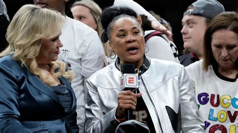 Dawn Staley S Leadership Signals The Beginning Of South Carolina Women