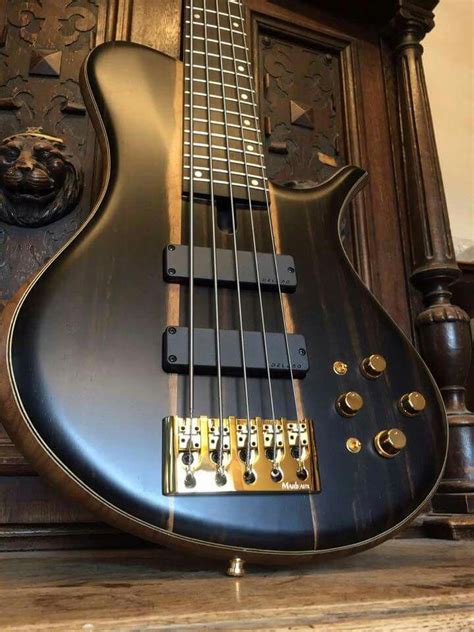 These Custom Bass Guitar Are Really Nice Custombassguitar Guitar