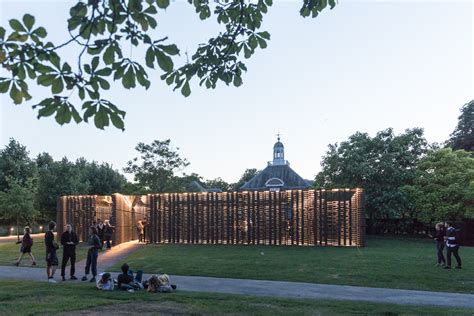 Gallery of Frida Escobedo's Serpentine Pavilion Photographed by Laurian Ghinitoiu - 23