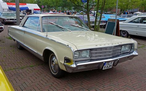 Chrysler New Yorker Door Hardtop Opron Flickr