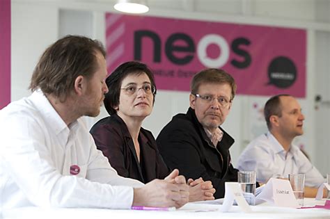 Bild Neos Grüner Rückenwind Neos Das Neue Österreich 12032013