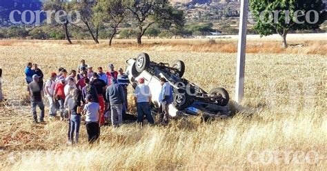 Aparatosa Volcadura En La Carretera Salamanca La Ordeña Deja Un Hombre