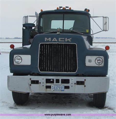 1980 Mack R686st Semi Truck In Austin Mn Item F5917 Sold Purple Wave