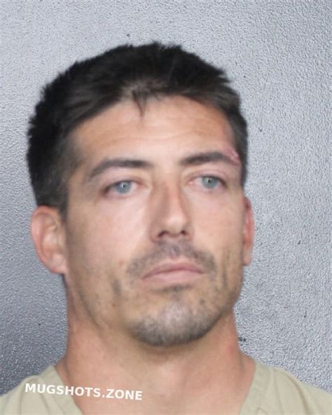 Sullivan Shaun Josephsacco 04142023 Broward County Mugshots Zone