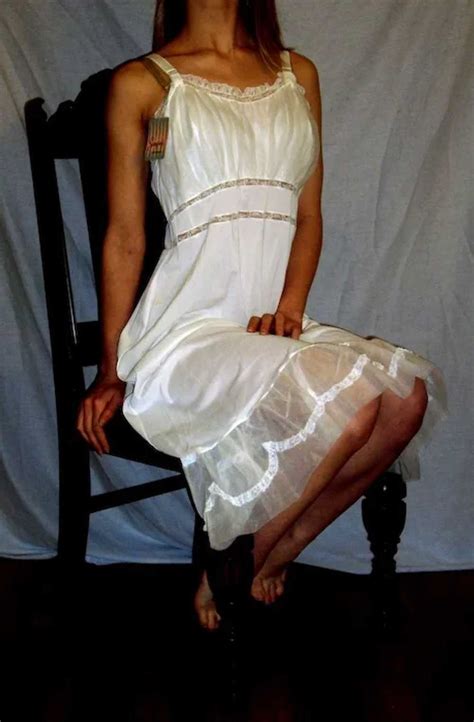 Vintage 1950s Seamprufe White Full Slip New Nwt Nos … Gem