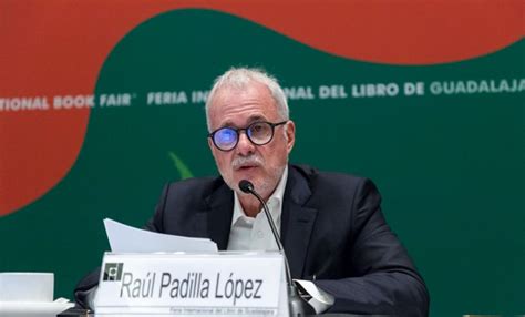 Ra L Padilla L Pez Qui N Fue El Fundador De La Fil Y Exrector De La Udeg