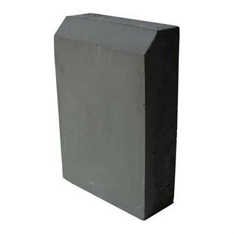 Outdoor Gray Artificial Kerb Stone For Landscaping 29 To 30 Kgs At Rs