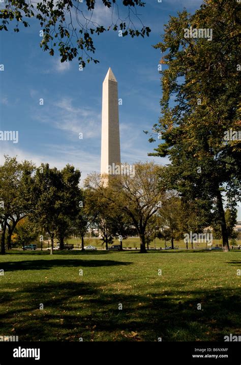 Washington monument interior hi-res stock photography and images - Alamy