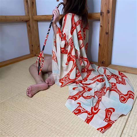 Strip Naked And Crawl To My Feet Nudes FootFetish NUDE PICS ORG