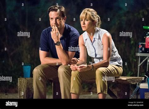 JASON SUDEIKIS, JENNIFER ANISTON, WE'RE THE MILLERS, 2013 Stock Photo ...