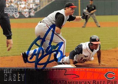 Sean Casey autographed Baseball Card (Cincinnati Reds) 2003 Upper Deck #247