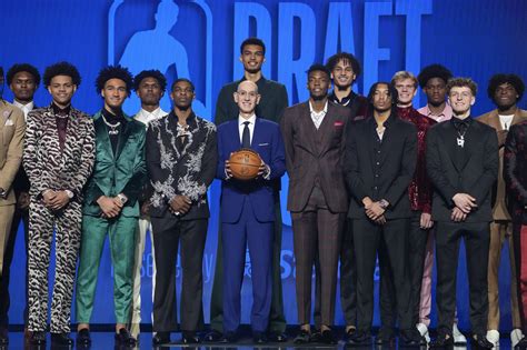 La Galería De Los Horrores Del Draft De La Nba Los Estilismos Que