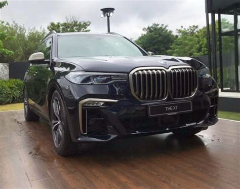 Bmw India Launches Its Flagship Suv The X7