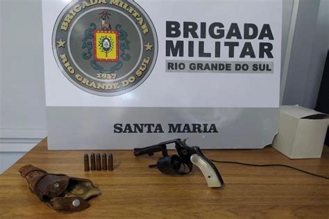 Brigada Militar De Santa Maria Prende Homem Por Amea A E Porte Ilegal