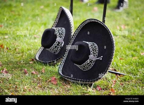 Mariachi instruments on the ground Stock Photo - Alamy