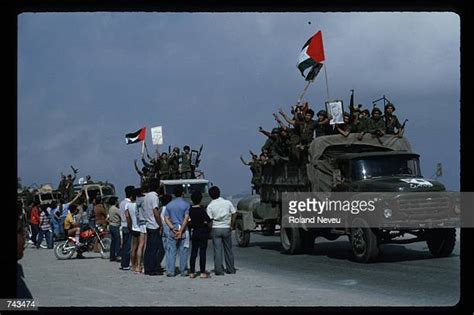 8005 Beirut Flag Stock Photos High Res Pictures And Images Getty