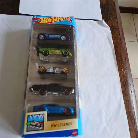 Kit Hot Wheels Legends Novo Original Lacrado Hfv Shopee Brasil