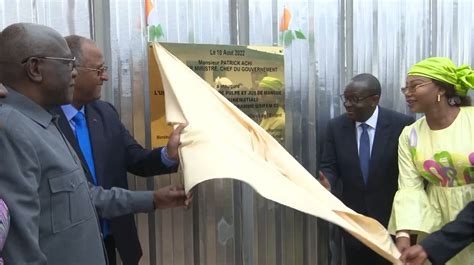 Le Premier Ministre Patrick Achi Inaugure Une Usine De Transformation De