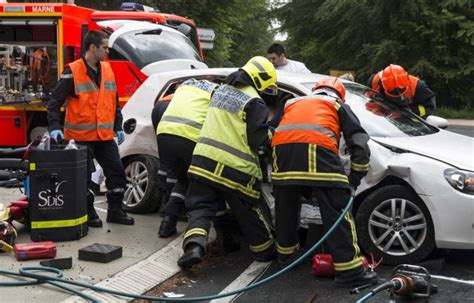 Hardifort Un mort et deux blessés dans un accident près de Cassel