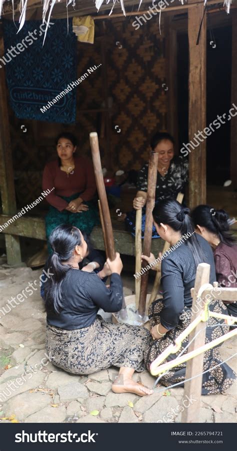 Baduy Luar Village Sundanese Traditional Village Stock Photo 2265794721 ...