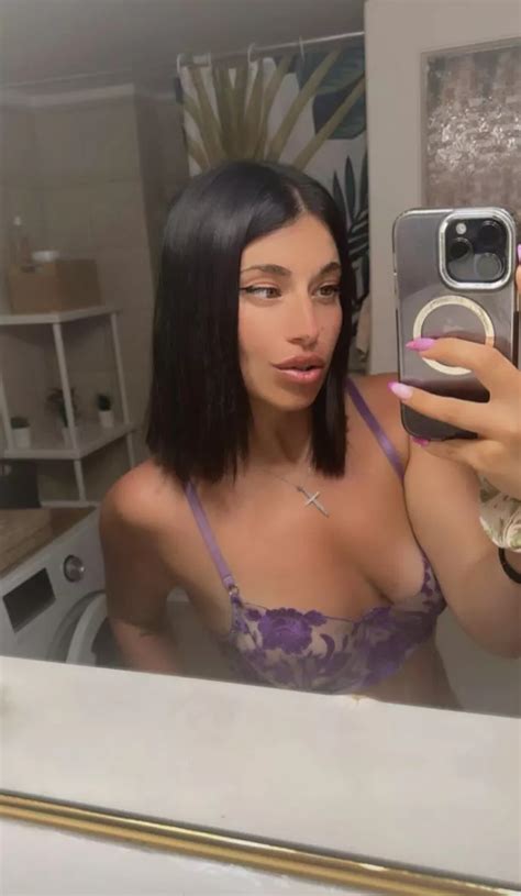Every Reaction Gets A Nude Nudes Brunette NUDE PICS ORG