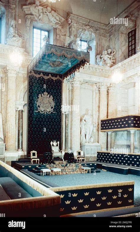 Royal Throne Room Buckingham Palace